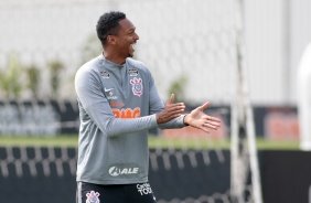 Atacante J no ltimo treino do Corinthians antes do jogo contra o Mirassol