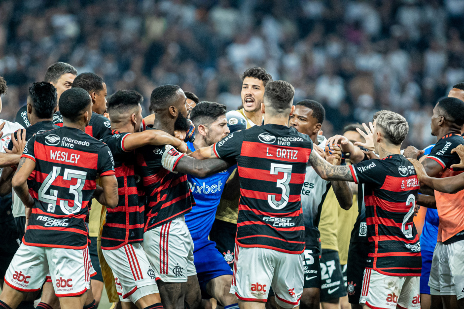 Corinthians e Flamengo voltam a se enfrentar pela semifinal da Copa do Brasil