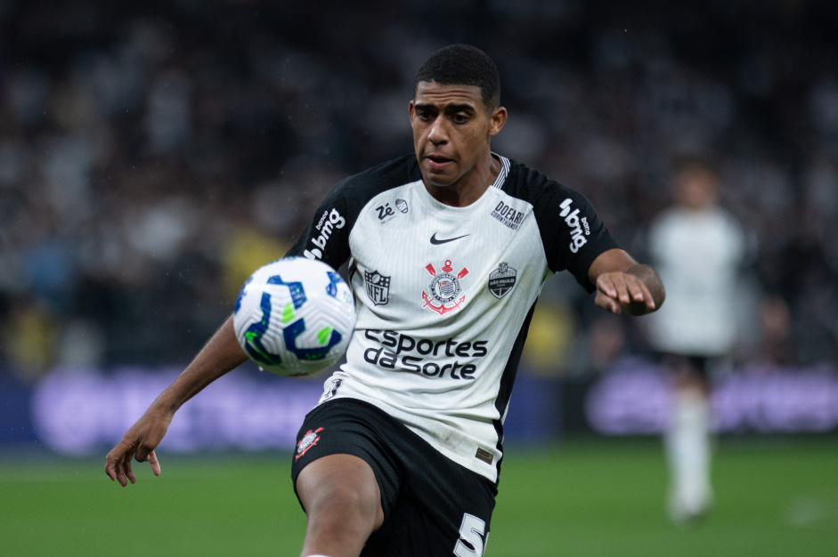 Goleiro exalta brilho de Gui Negão e destaca importância dos jovens no elenco do Corinthians
